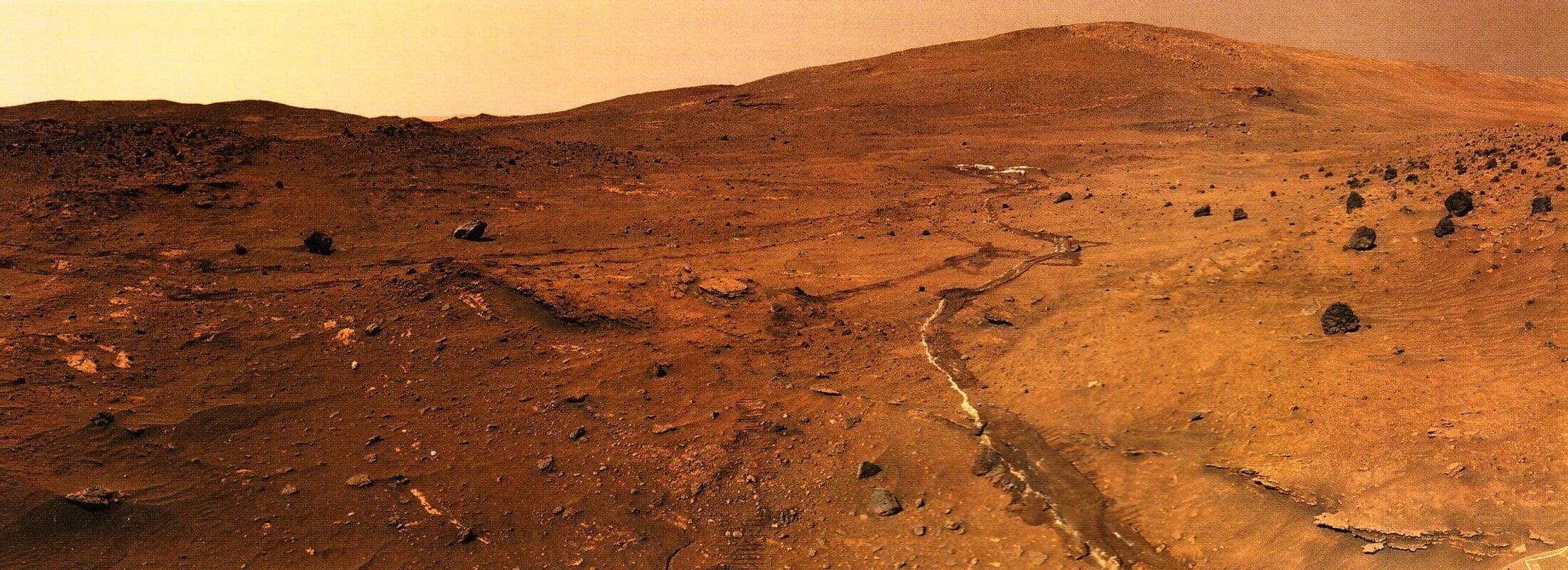 The other side of mars. Марс Планета 8к. Гора Олимп на Марсе. Марс поверхность планеты. Рельеф планеты Марс.