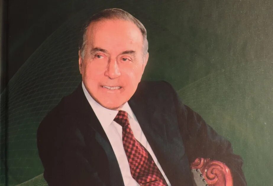 Гейдар алиевич. Гейдар алиев 2003. Гейдар алиев. Гейдар алиев. Гейдар алиев.