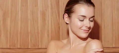 Әйелдерге арналған купальниктегі ерлер порно