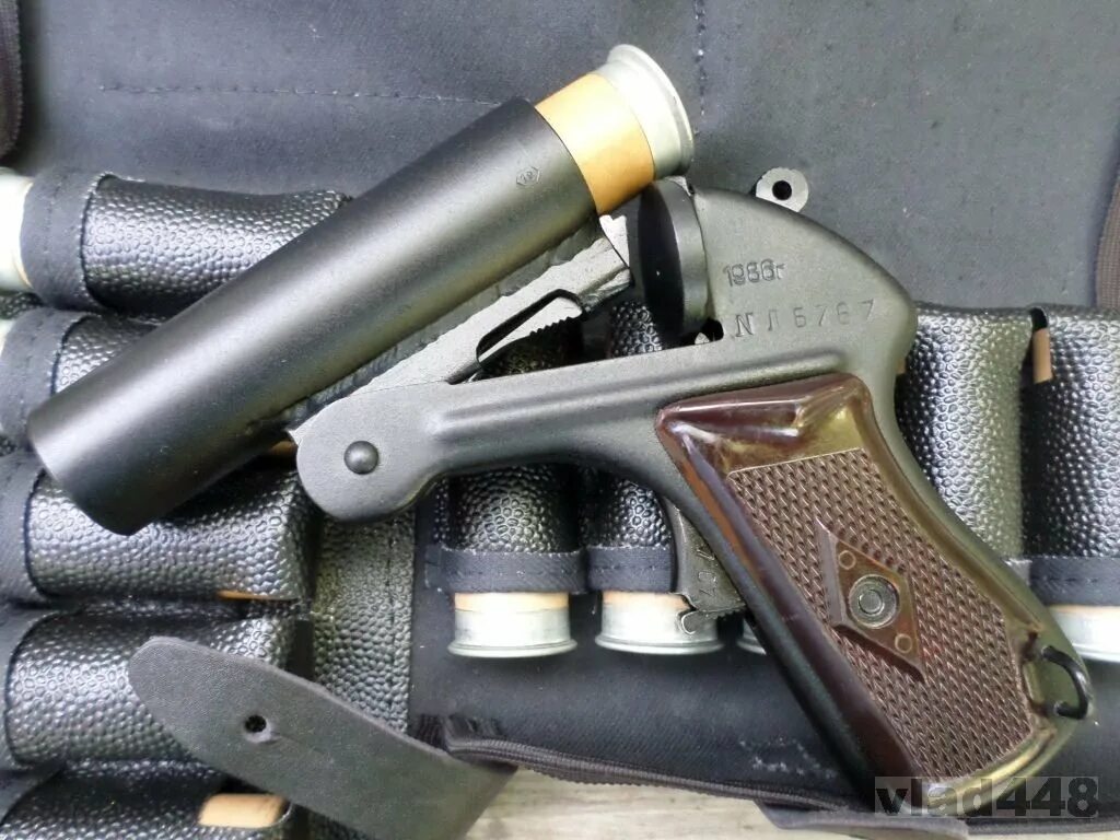 Без сигнальный. Сигнальная ракетница лицензия. Ракетница спш-44 norinco. 26 мм спш. Без сигнальный.