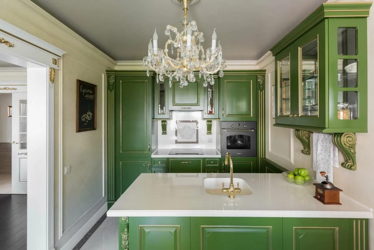 Неоклассика зеленый. Кухня неоклассика изумруд. Неоклассика зеленый. Гостиная неоклассика мр дорс. Неоклассика зеленый.