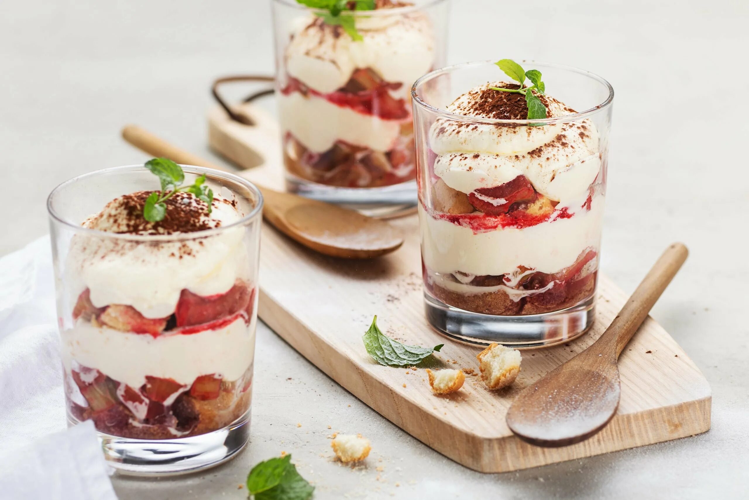 Трайфл панакота. Трайфл клубничный мохито. Как приготовить десерт со. Десерт панна котта. Мусс тирамису.