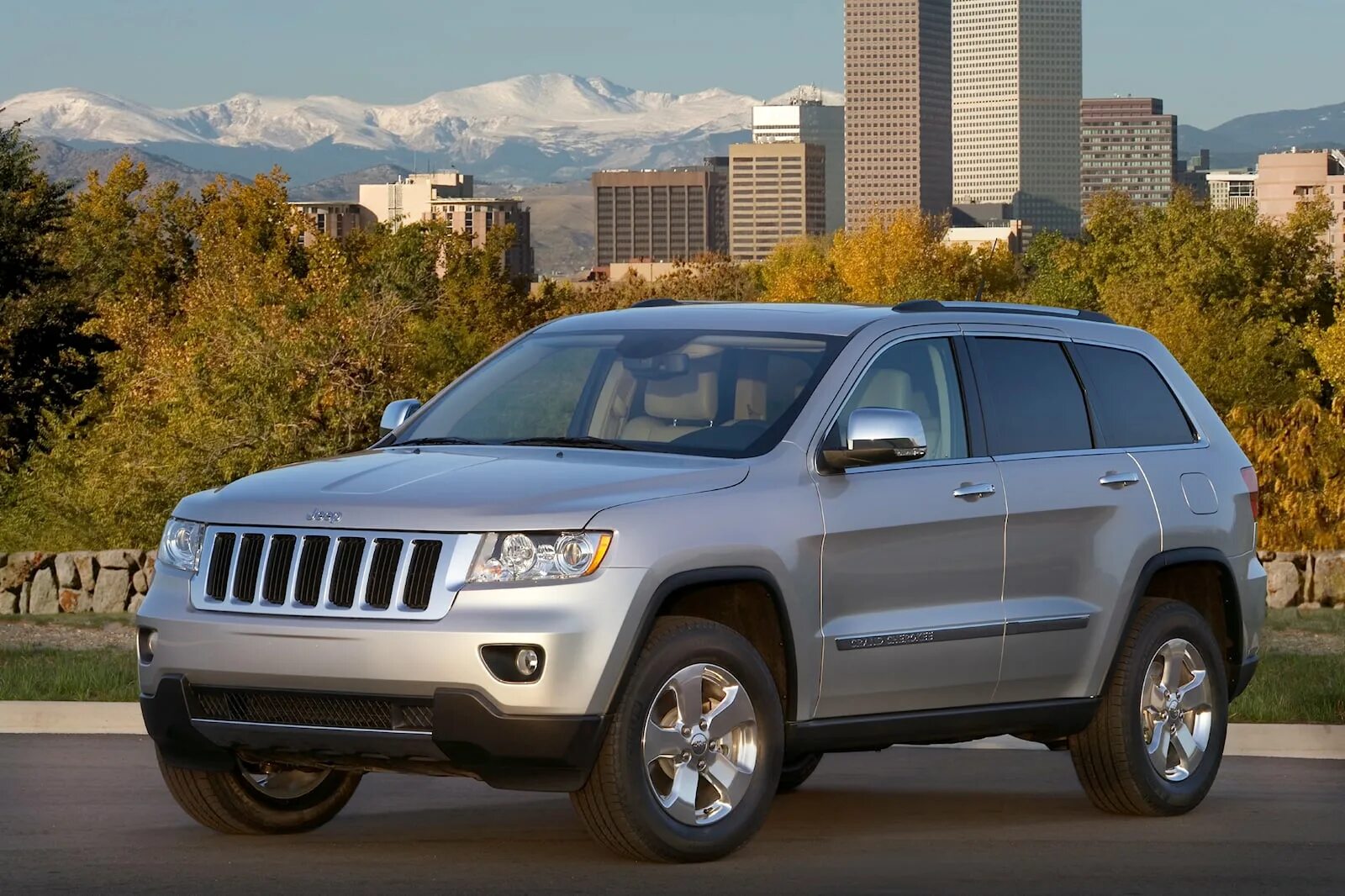 Гранд Чероки wk2. Jeep Grand Cherokee 2012. Jeep Grand Cherokee 2011. Jeep Cherokee wk2. Купить чероки 2012