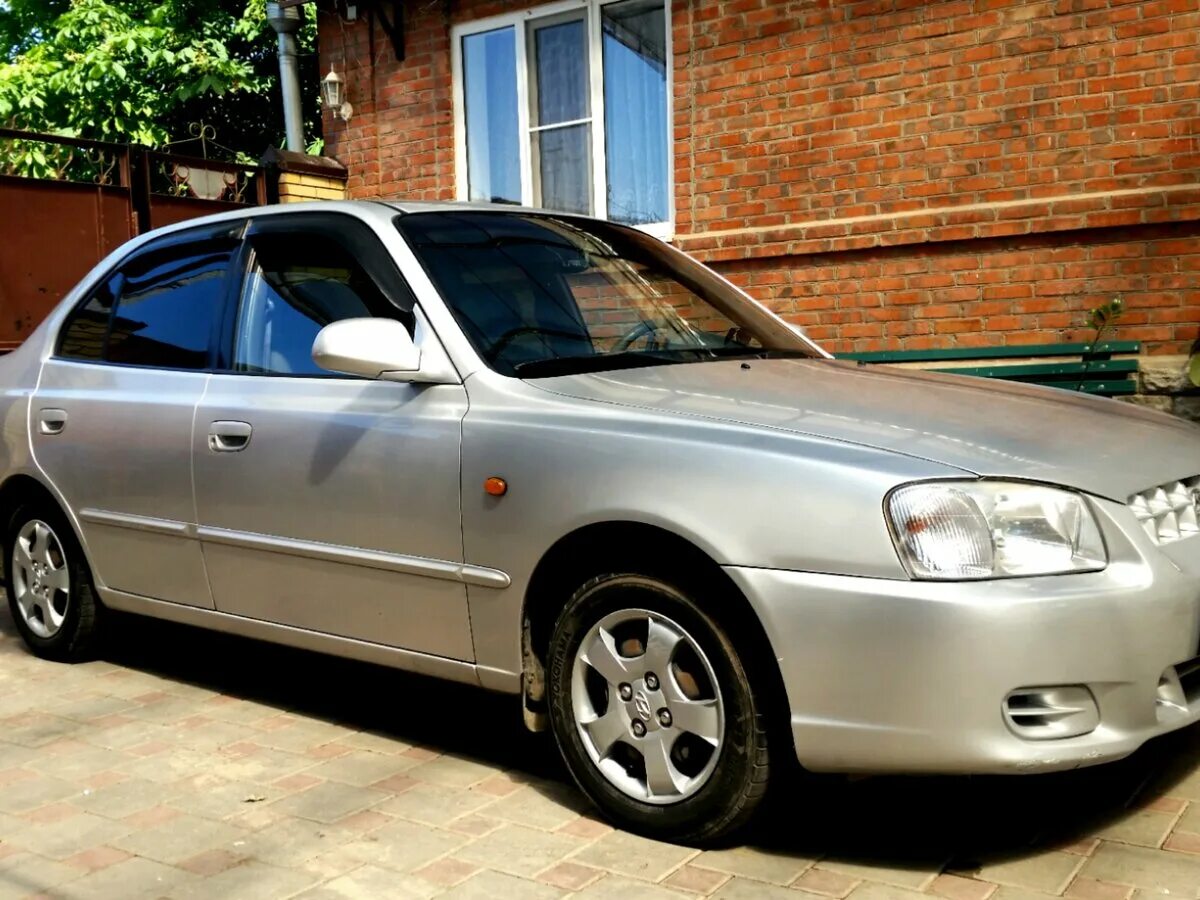хендай акцент 2001 года. Hyundai accent 2001 хэтчбек. 5. хендай акцент 2 2001. хендай акцент 2001.