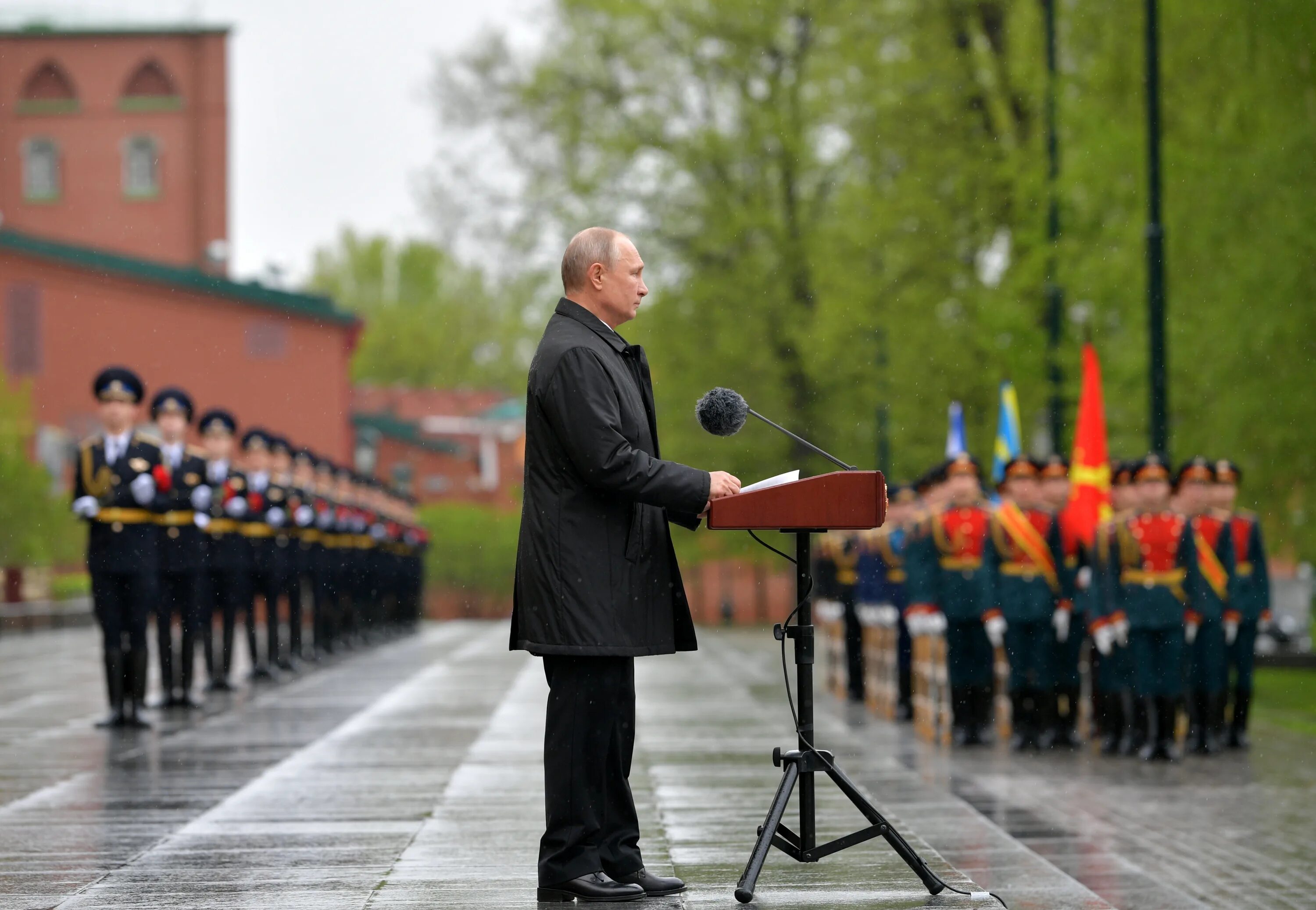 Граждан а также выступает в