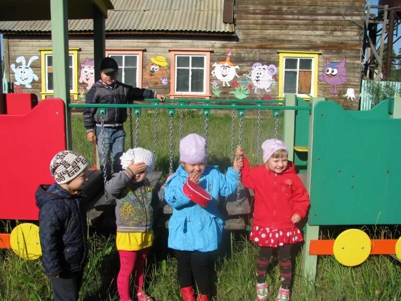 Район черемушка. Лагерь черёмушка. Тотемский детский сад Черемушка. Детский сад Черемушка Тотьма. Черемушка село.