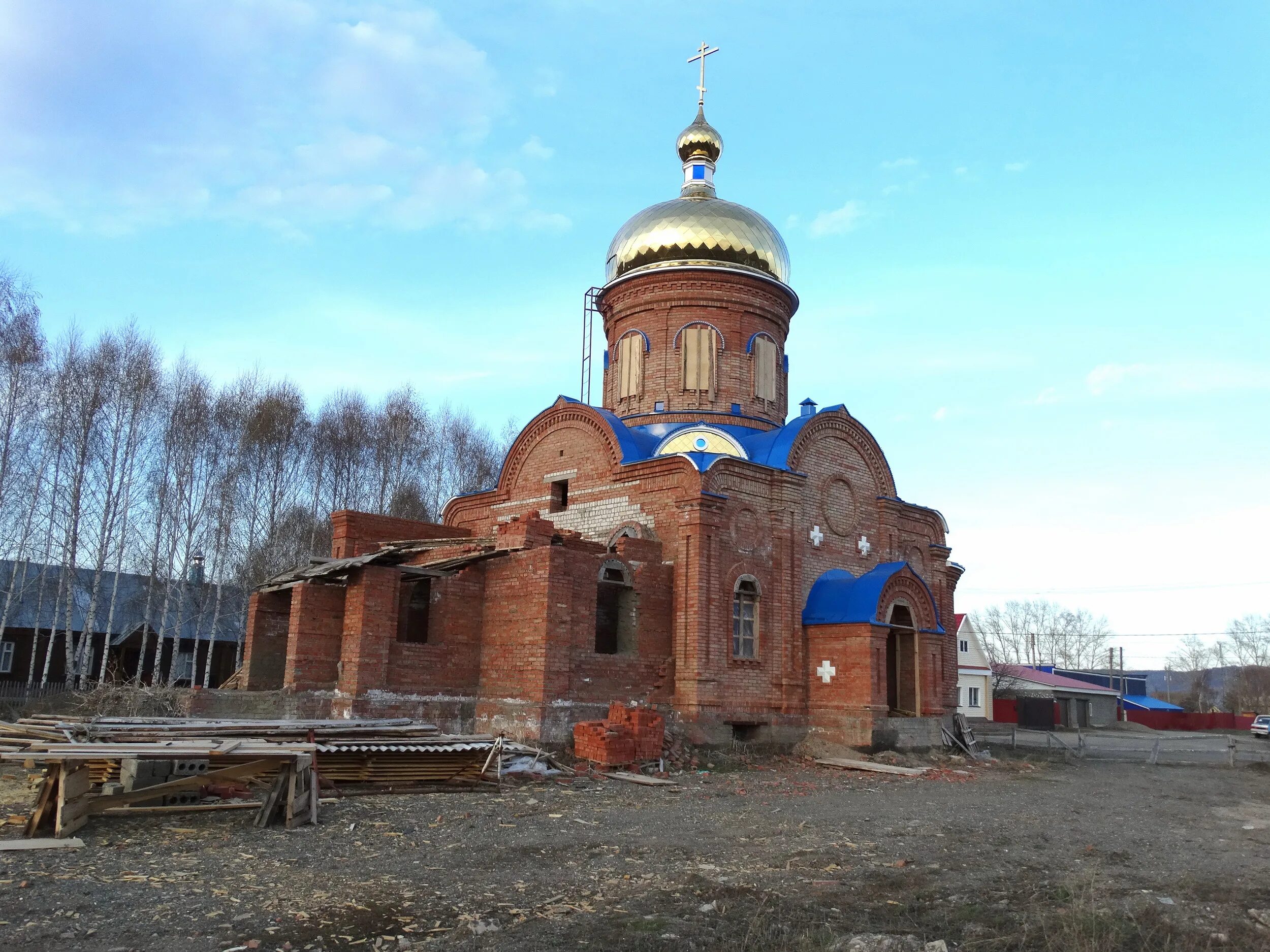 Чсм мраково. Мраково храм Покрова Пресвятой Богородицы. Церковь Мраково Кугарчинский район. Кугарчинский район Башкортостан Церковь. Мраково Башкортостан Кугарчинский.