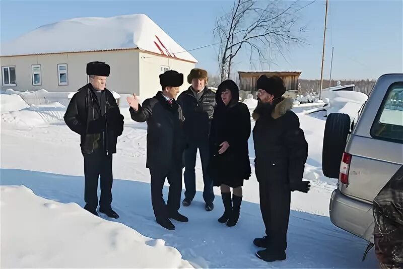 Глава поселка Кедровый (Ханты-Мансийский район). Село Нялинское Ханты-Мансийский район. Поселок Пырьях Ханты-Мансийский. Поселок Ягурьях Ханты-Мансийского района. Кедровый хмао