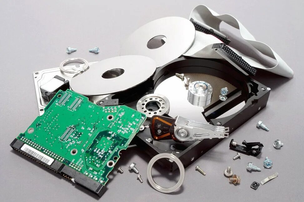 Статья 272 ук рф неправомерный доступ к компьютерной информации. Преступления в сфере компьютерной информации ук рф. Ук рф глава 28 преступления в сфере компьютерной информации кратко. Уничтожения компьютерной информации. К преступлениям в сфере компьютерной информации относятся.