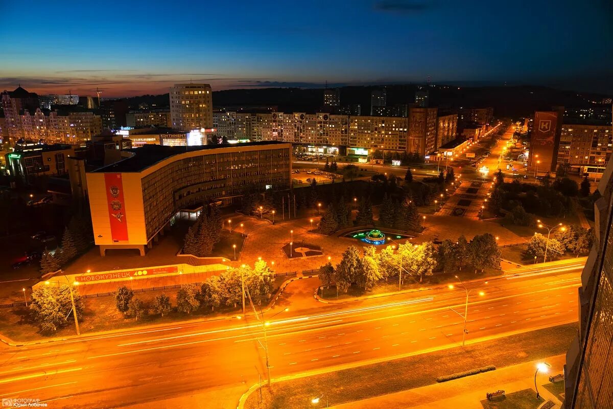 Новокузнецк поступи. Новокузнецк. Ночной город Новокузнецк. Города Кузбасса Новокузнецк. Кемеровская область – Кузбасс, г. Новокузнецк.