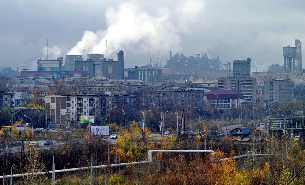 Нтмк нижний тагил храм. Ночной нижний тагил. Театральная площадь нижний тагил. Нижний тагил панорама. Свердловская обл г н тагил.