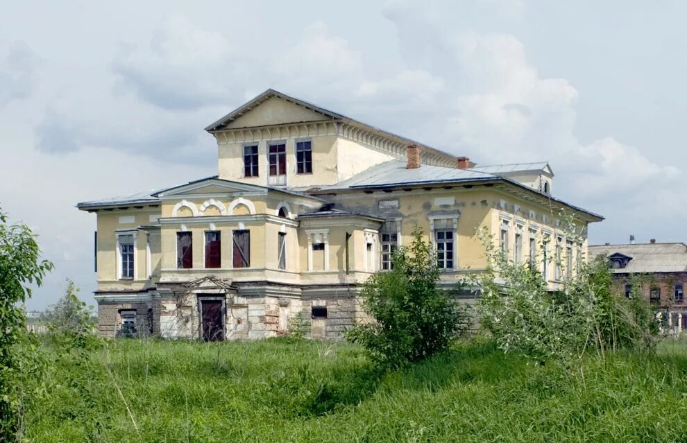 Дом строганов пермь. Усолье пермский край господский дом строгановых. усадьба строгановых усолье. усадьба голицыных усолье. палаты строгановых усолье.
