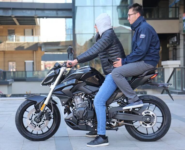 Вог 500 мотоцикл. Мотоцикл vogue 500r. Loncin vogue 500r. Воге 525 dsx. Вог 500 мотоцикл.
