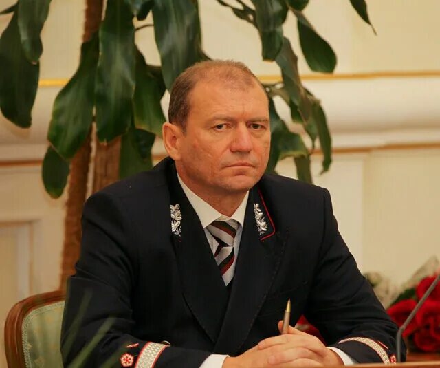 Заместители начальника московской железной дороги. Заместители начальника московской железной дороги. Заместители начальника московской железной дороги. Заместитель начальника московской железной дороги озиев мухарбек. Заместители начальника московской железной дороги.