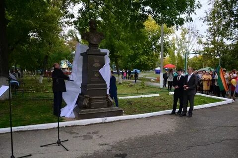 Открытие памятника в кузьминичах