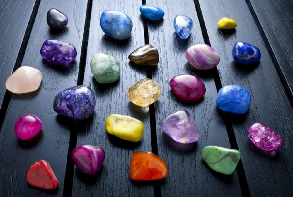 Разноцветные камни. Камни разноцветные природные. Камни Кристаллы. Волшебный камень.