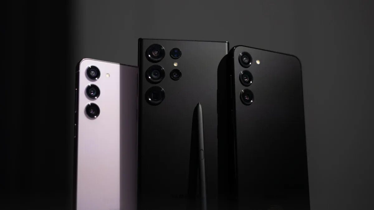 S24 plus vs s25 plus. Samsung galaxy s24 ultra. samsung s24 plus. самсунг с 24 ультра цвета. самсунг с острыми углами.
