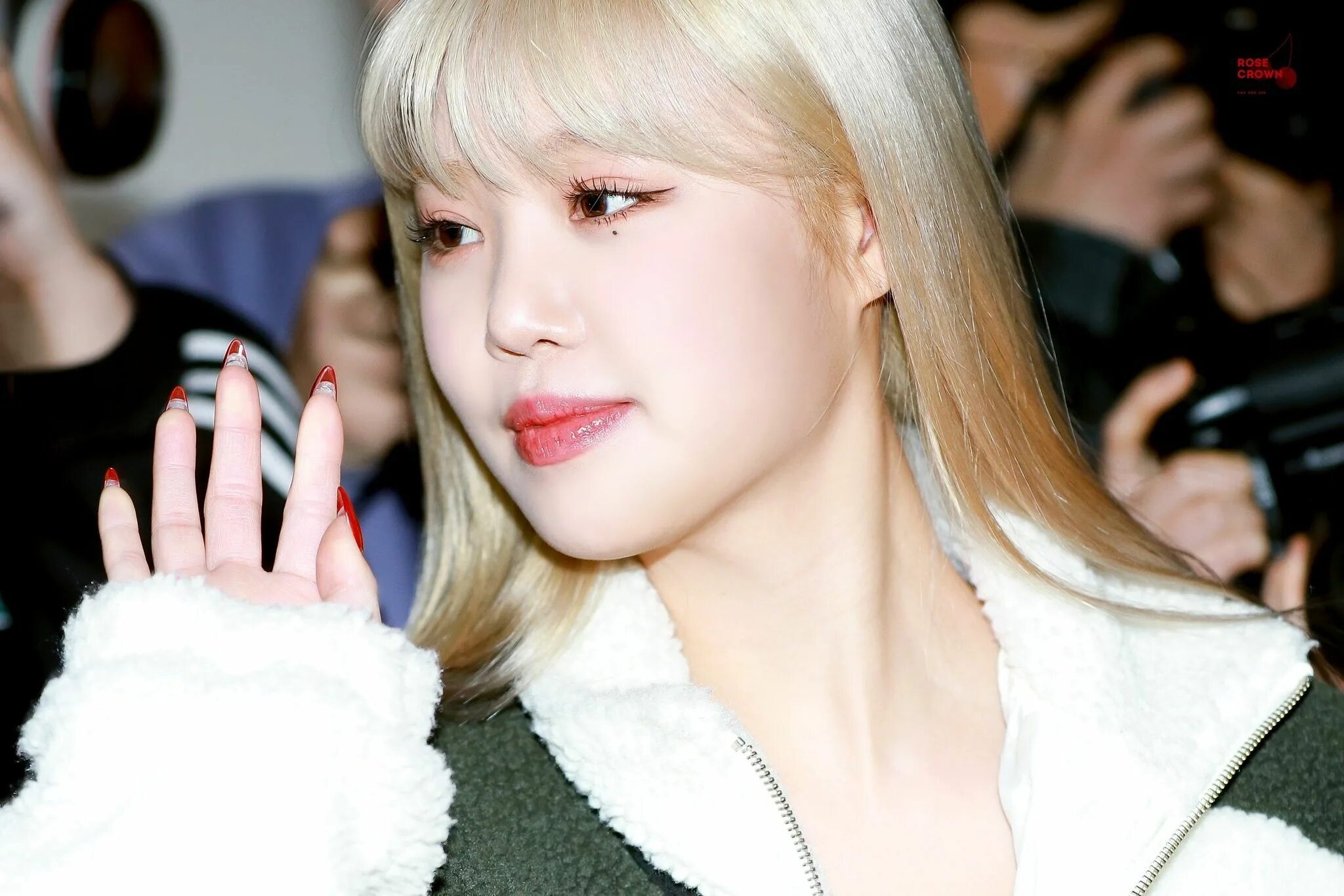 Ли суджин. Gidle суджин. g i dle суджин. soojin g idle. суджин из g idle.