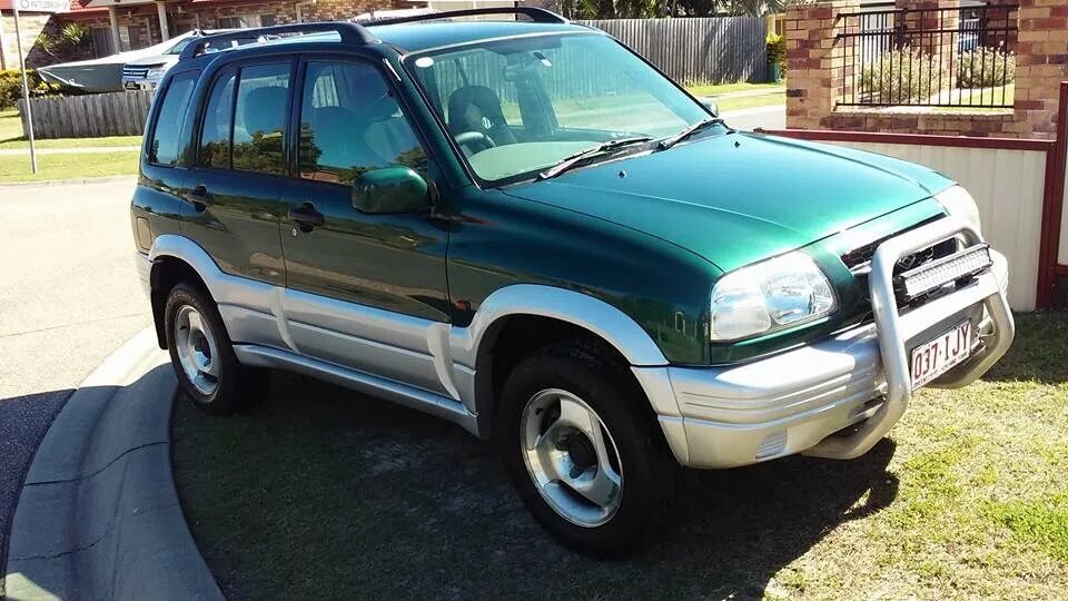 Suzuki grand vitara 2000 год. Suzuki Grand Vitara 1999. Гранд Витара 1999. Сузуки Гранд Витара 2000 года. Suzuki Vitara 1999.