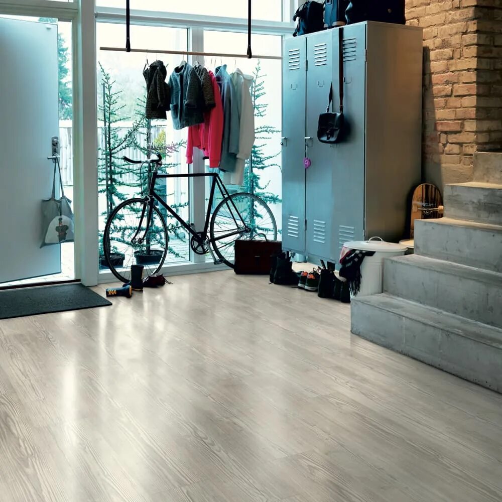 Плитка пвх pergo. Плитка пвх pergo tile glue v3218-40047 травертин светло-серый. pergo кварц винил. плитка пвх pergo сосна шале. кварцвиниловая плитка pergo.