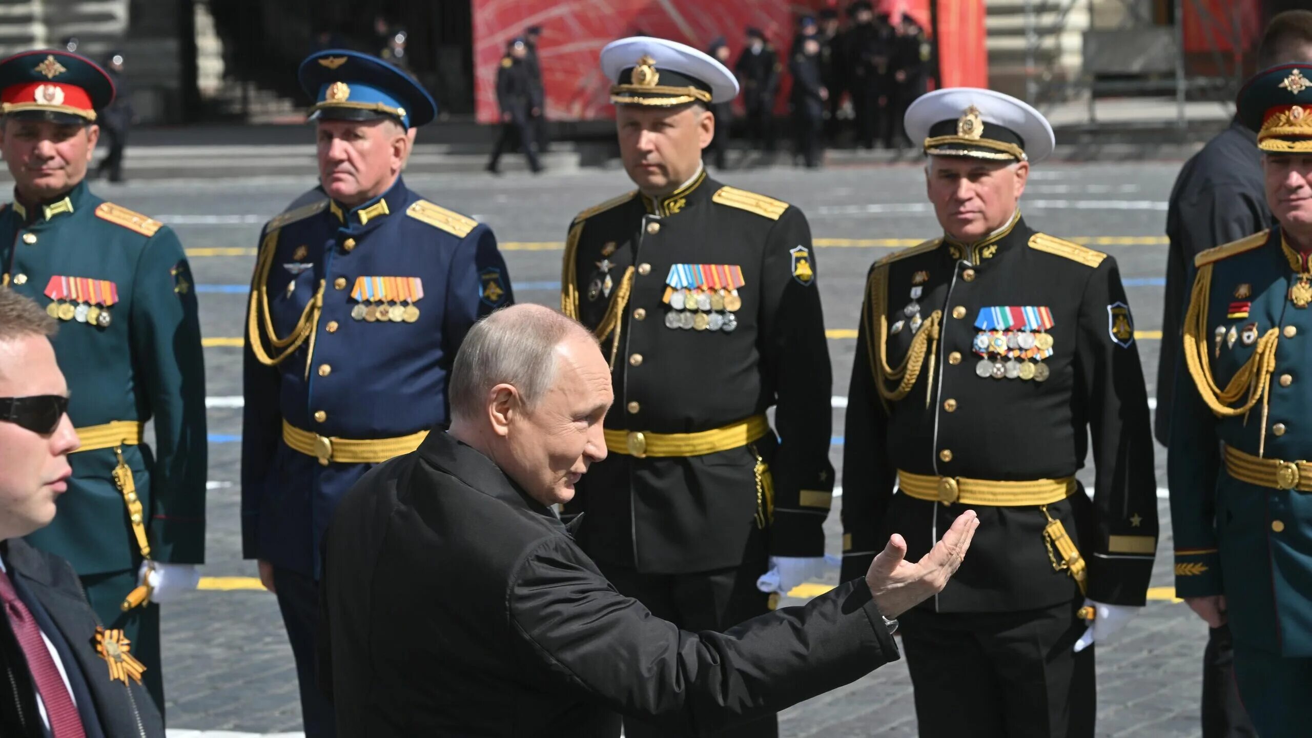 Парад в москве 9 мая 2023. Парад победы 2010. Парад победы в москве на красной площади 9 мая. Парад 9 мая 2023. Парад победы 2023 будет.
