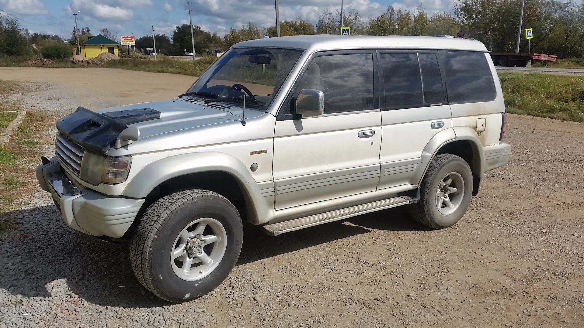 Mitsubishi pajero ii 1995. Mitsubishi pajero 1995. Mitsubishi pajero 2 3. Mitsubishi pajero 1995. Mitsubishi pajero ii 1995.