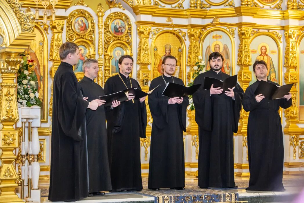 С духовный хоровой концерт.. Русский духовный концерт. Духовной концерт это. Религиозные концерты. Песнопение послушать