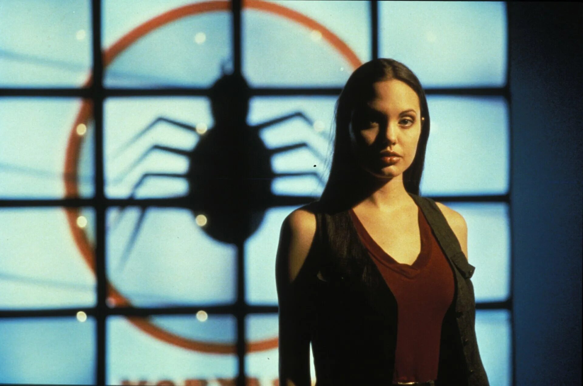 Киборг 2 1993. Киборг 2 стеклянная тень Анджелина Джоли.