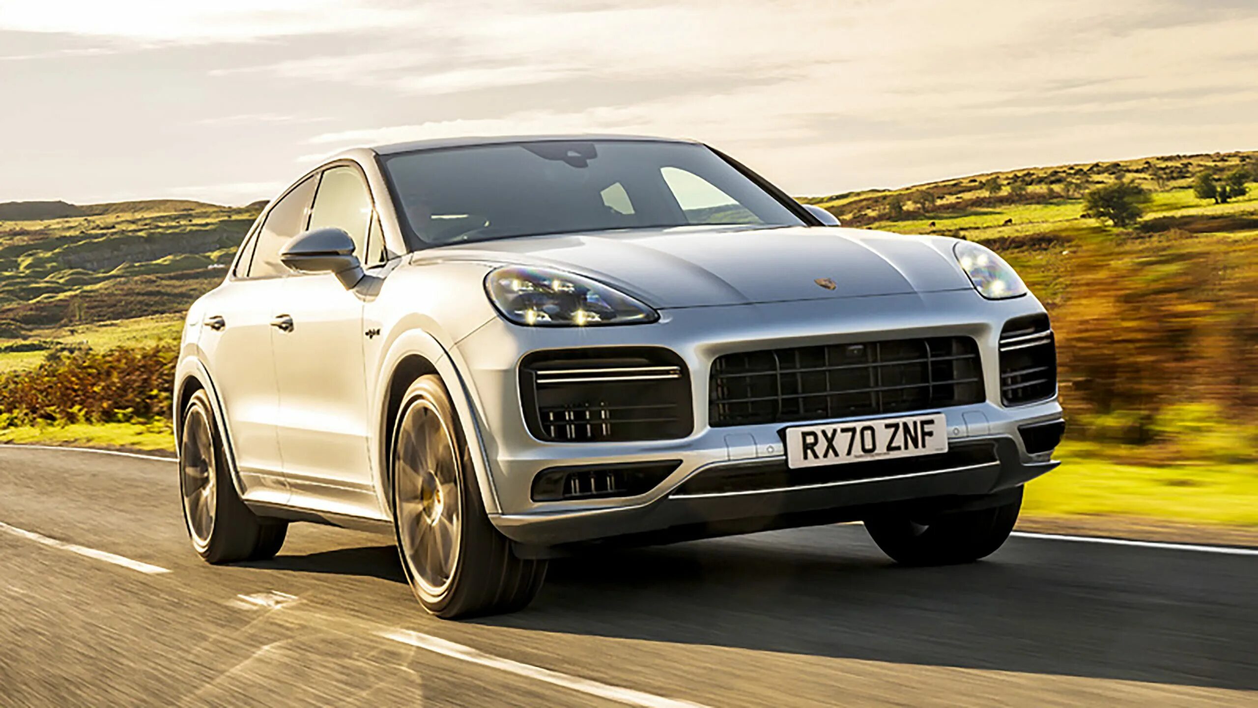 Cayenne turbo e hybrid. Porsche cayenne turbo s 2025. porsche cayenne e-hybrid 2025. porsche cayenne coupe 2025. порше кайен купе турбо 2025.