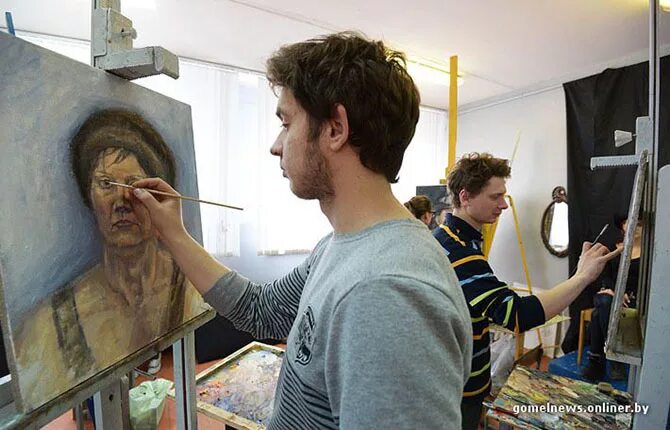 студия алексея бабурова. натурщик вакансии. девушка натурщица. натурщики в художественных студиях. натурщицы в академии художеств париж.