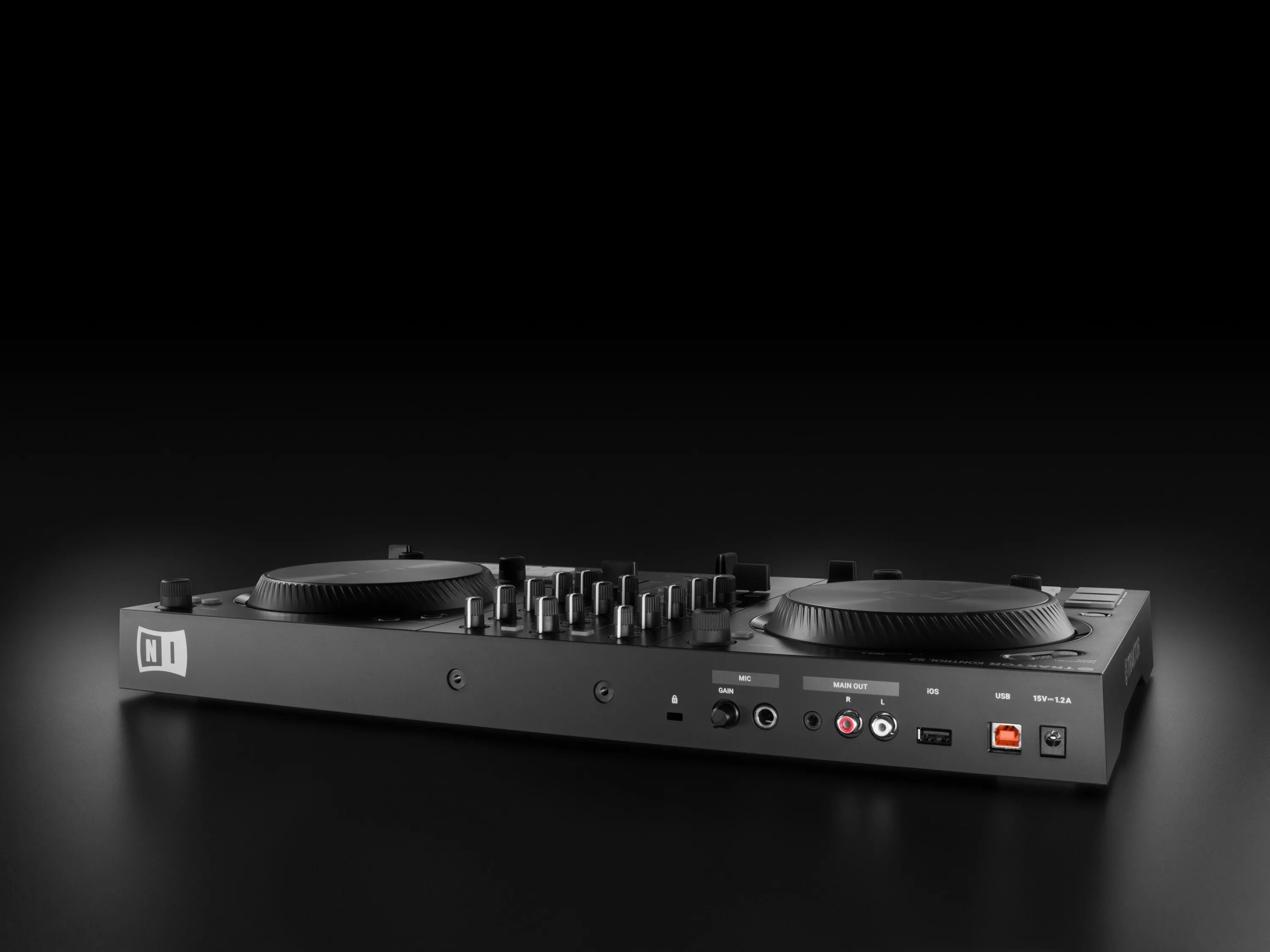 Native instruments s2 mk3. Native instruments traktor kontrol s2 mk3. dj контроллер native instruments traktor kontrol s2 mk3. traktor s2 mk3.