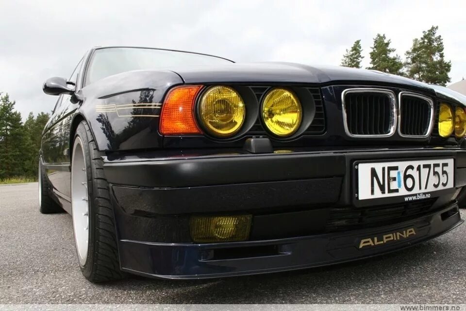 BMW e34 e36. БМВ м5 е34. BMW e34/39. БМВ е34 HELLA Black. Бмв е34 номера