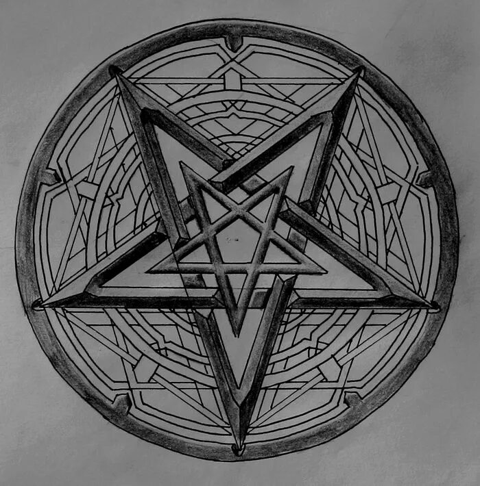 Знак пентакля. Сатанинская звезда пентаграмма. Пятиконечная звезда сатанинский символ. Сатанинская пентаграмма символ. Пентаграмма Люцифера.