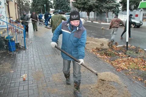 Посыпка тротуаров