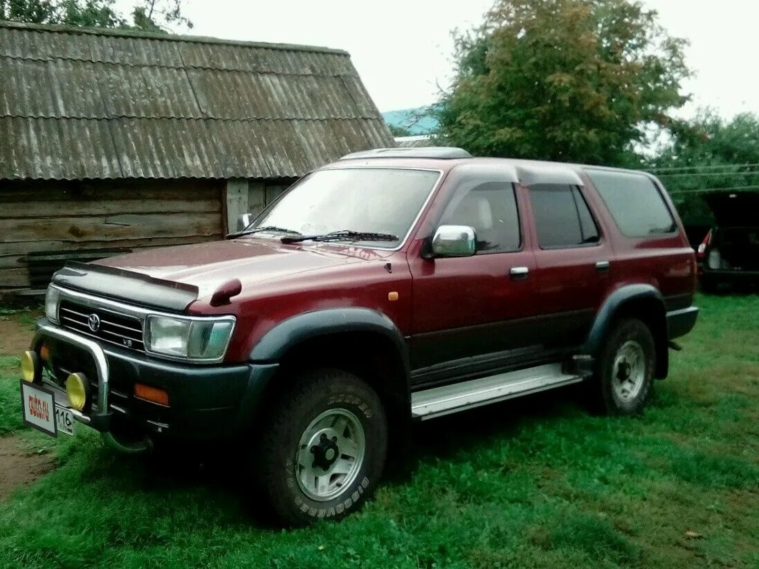 Купить сурф в россии бу. Toyota Hilux Surf 1995. Toyota Хайлюкс Сурф. Тойота Hilux Surf 1995. Toyota Surf 1995.