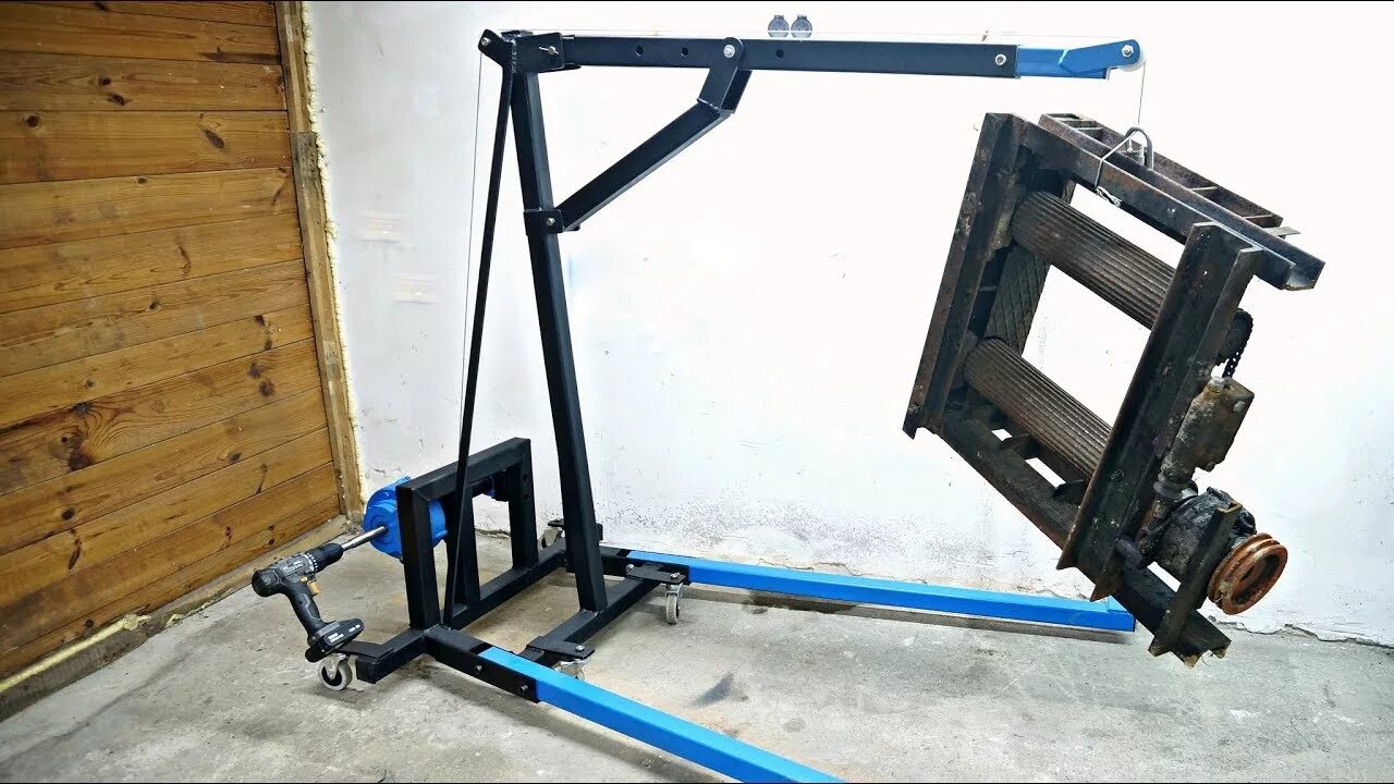 Кран гаражный drive2. Подъемник для двигателя своими руками. Es0401b кран гидравлический. Подъемник для подъема двигателей. Гаражный кран " гусак" с лебедкой.