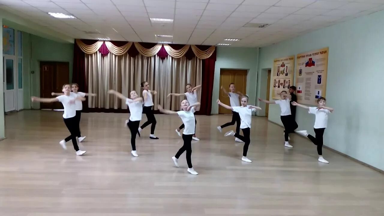 танец морячка в детском саду. песня я морячка ты моряк танец. танец морячка в детском саду. танец морячков в школе. песня я морячка ты моряк танец.