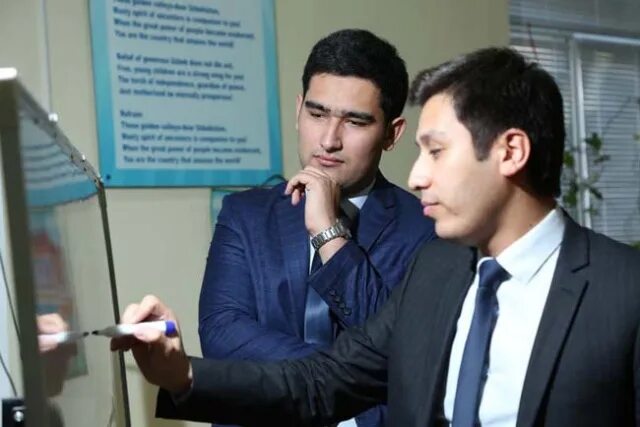 Молодые предприниматели узбекистана. Максумов улугбекхон юсупхонович. Бизнесмены узбекистана. Хикмат тагоймуродов. Бизнесмены узбекистана.