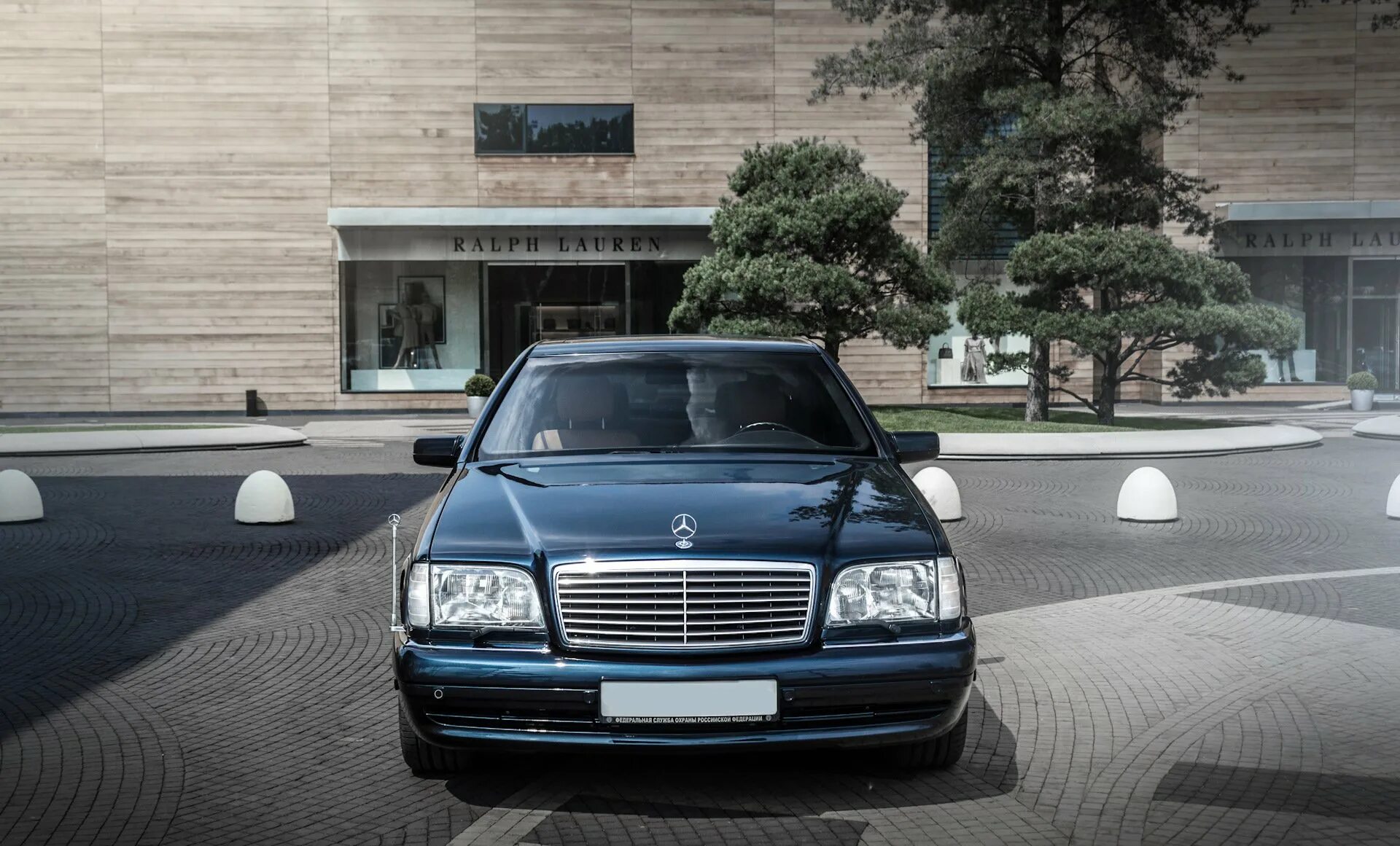 Кабан 140. Mercedes-benz w140 черный. Мерседес бенц w140. Мерседес w140 лонг. Мерседес w140 кабан.