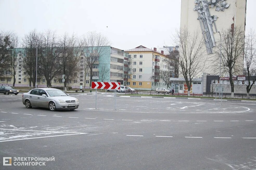 Автодорога светофор. Кольцо солигорск. Кольцо солигорск. Кольцо солигорск. Дорожное кольцо.