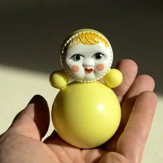Старая неваляшка