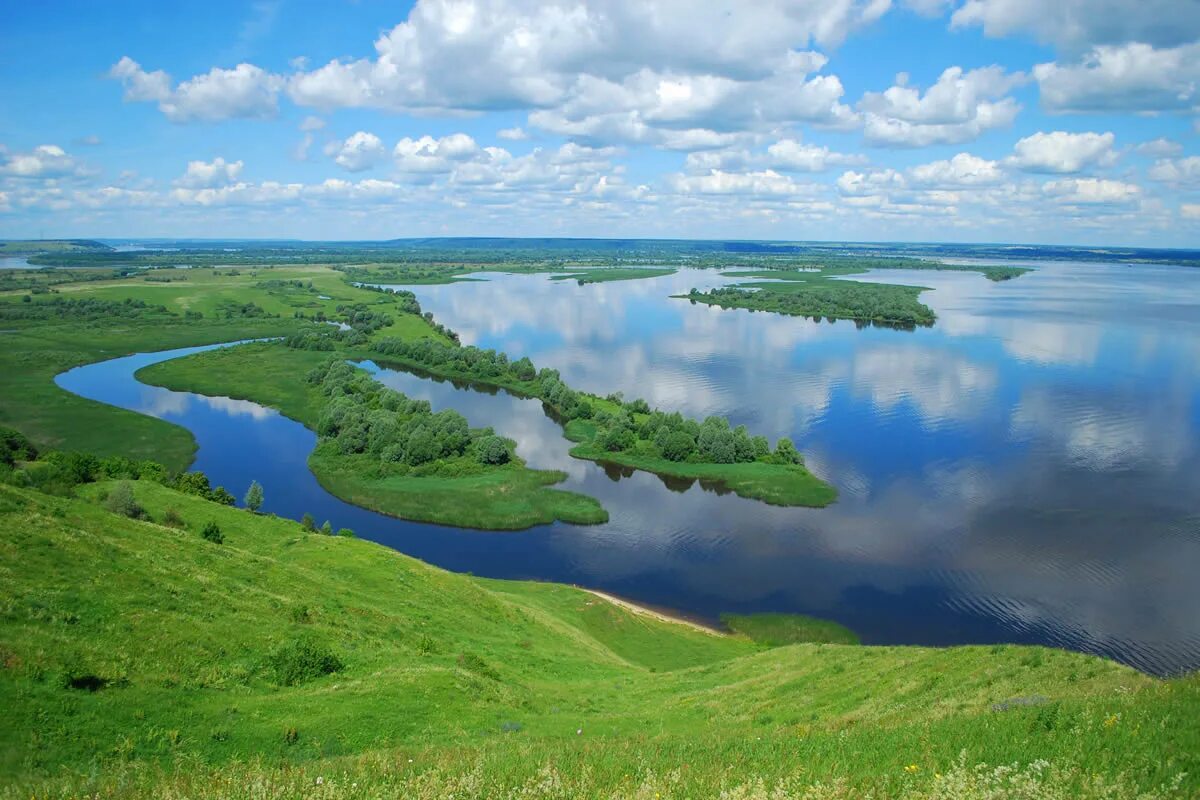 Рек озер городов твоего. Белое озеро (Чувашия). Волга река. Река Волга в Чувашии. Великие реки России Волга.