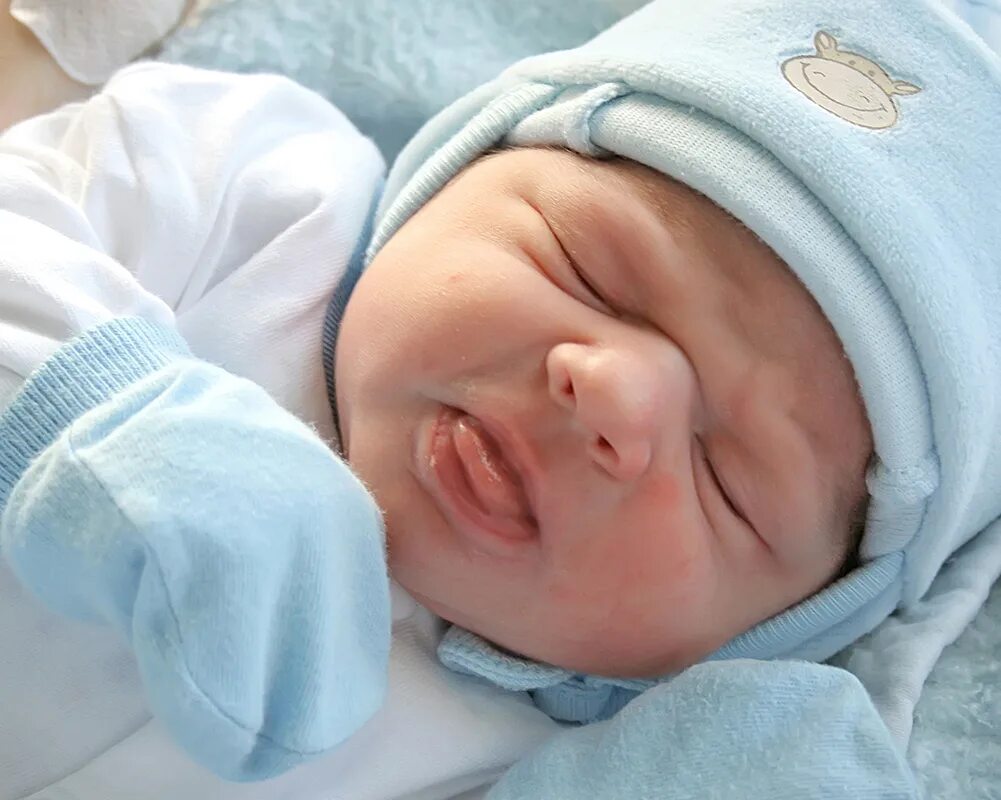 новорожденный ребенок 1 месяца. ребенку вторые сутки. новорожденный ребенок. новорожденные дети фото. новорожденный ребенок 1 месяца.