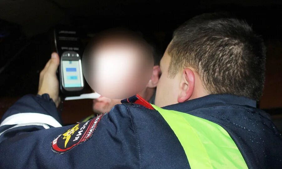 В квартире нетрезвого. В квартире нетрезвого
