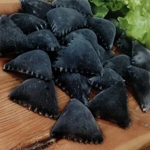 Черные пельмени рецепт