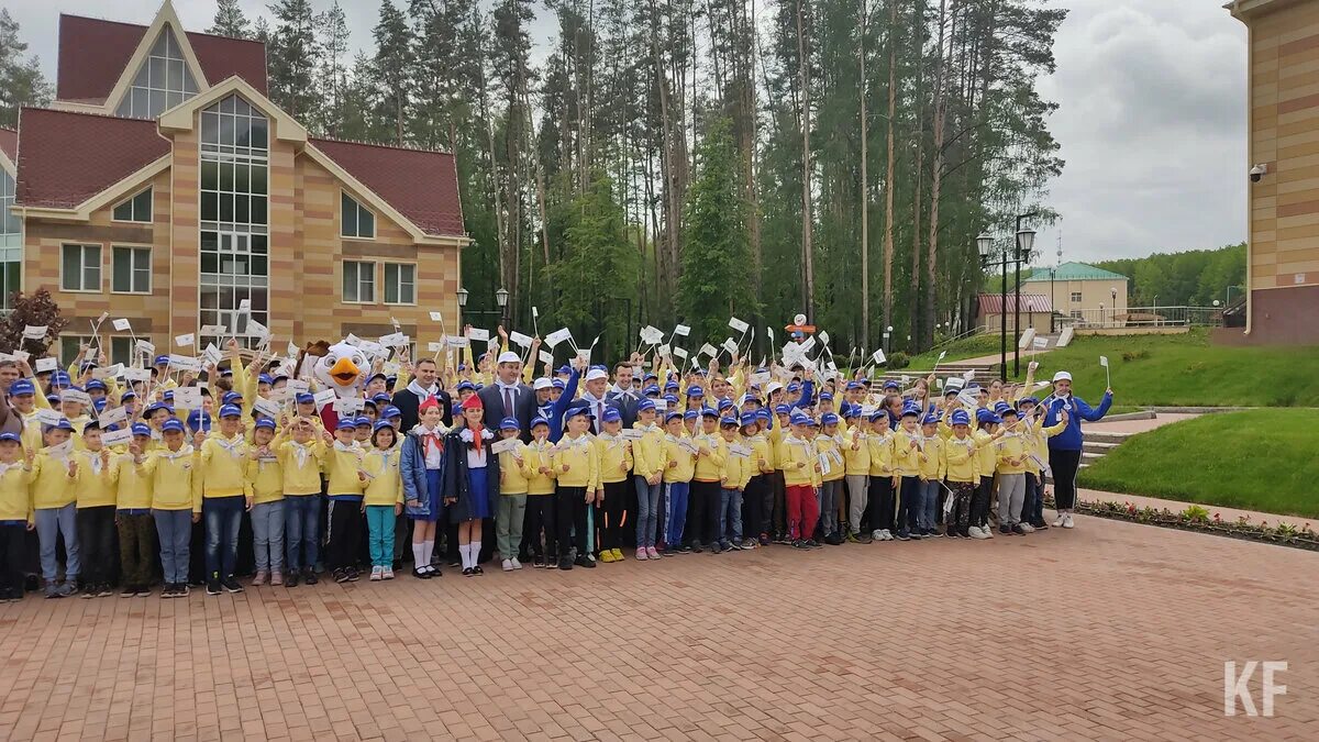 Дол альметьевск. Лагерь Орленок Альметьевск. Детский лагерь в Альметьевске Орленок Транснефть. Орлёнок лагерь Альметьевск 2022. Орлёнок детский лагерь Альметьевск реконструкция.