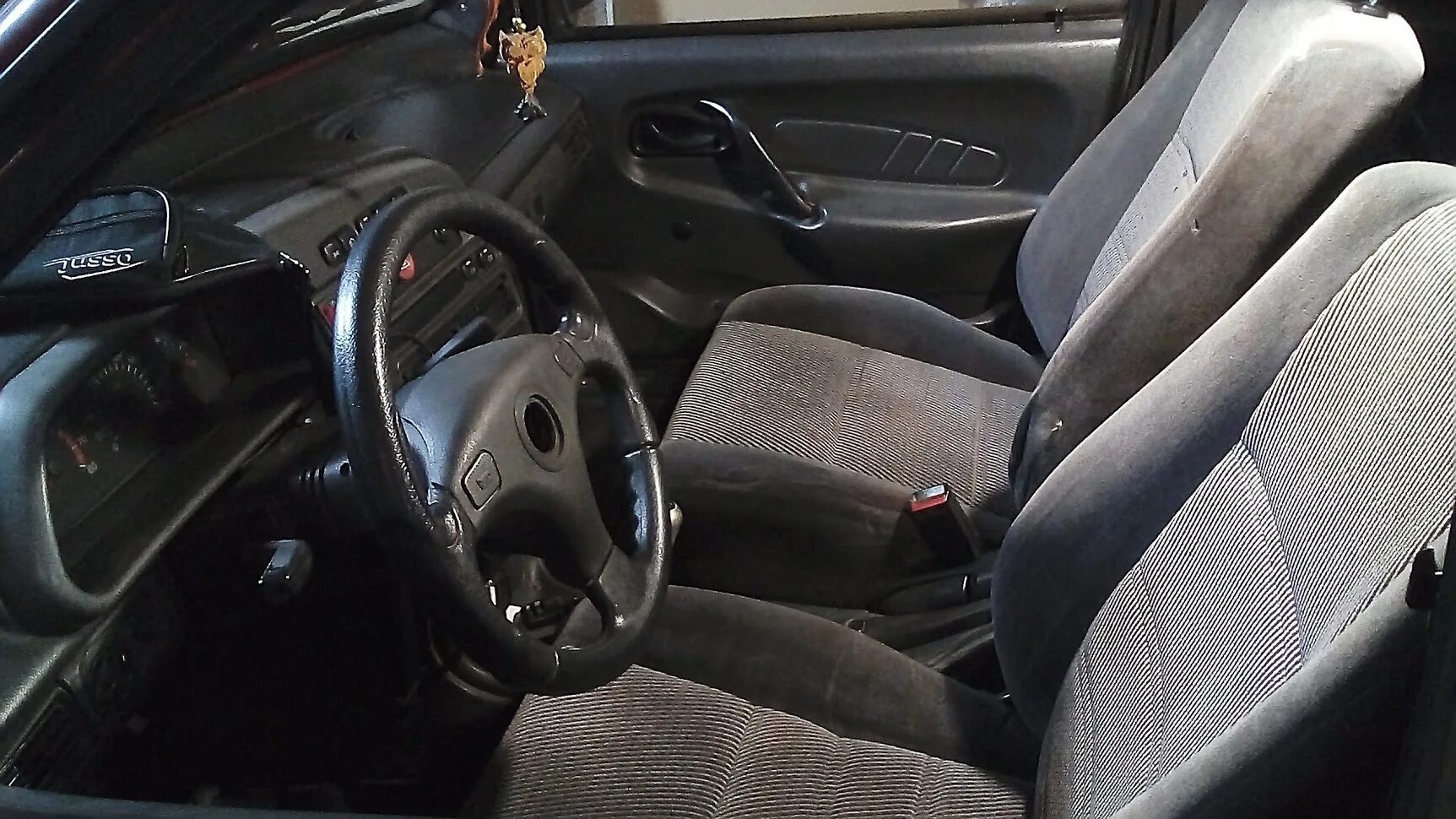 Ваз 2108 с двигателем от опель. Сиденья ваз 2109. Торпеда от иномарки на ваз 2109. Сиденья на 2109 с электроприводом. 2109 с мотором от иномарки.