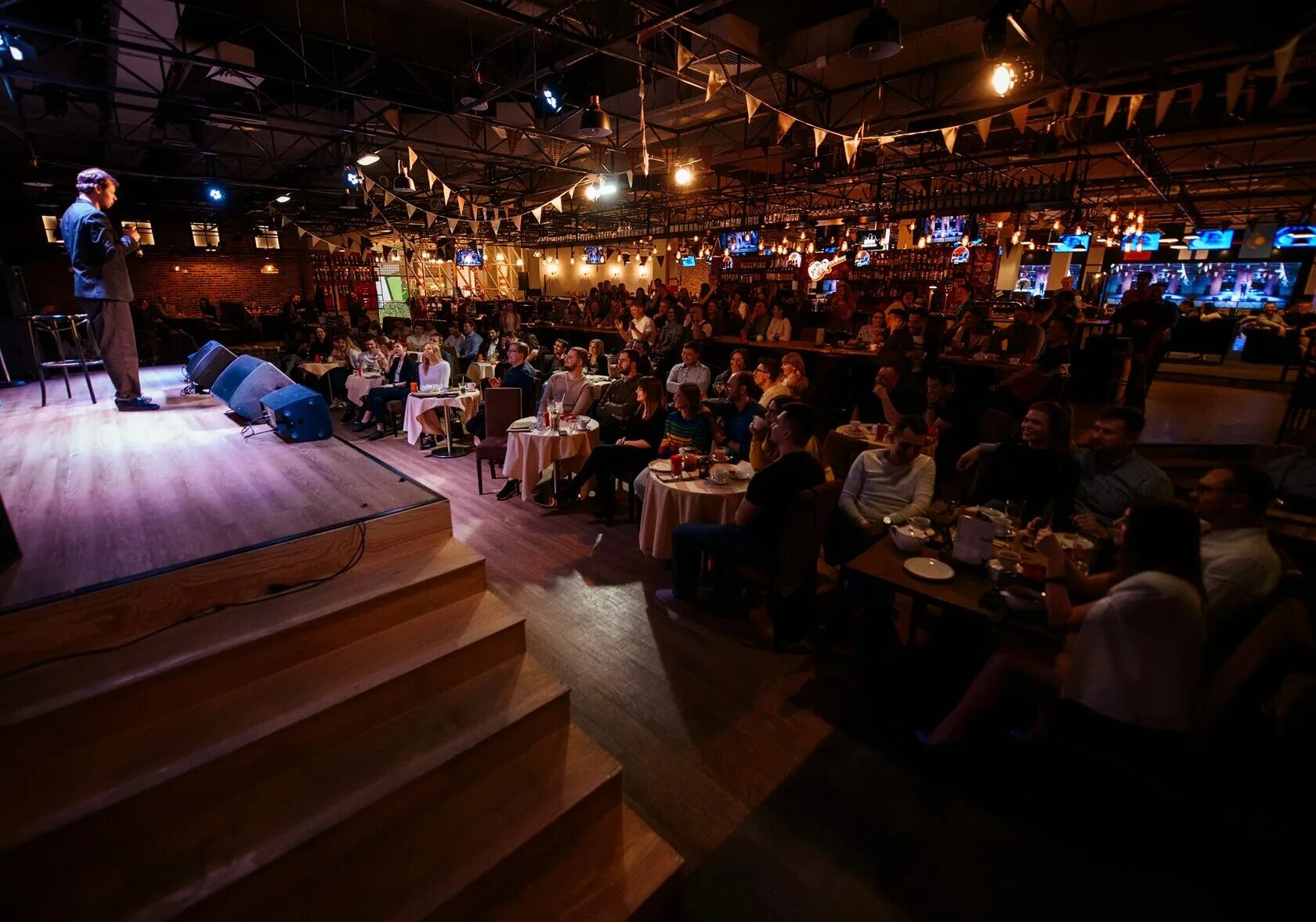 Бруклин боул тюмень. Тюмень улица тимофея чаркова 60 brooklyn bowl. Brooklyn bowl ул. Бруклин боулинг нижневартовск. Боулинг гран сити климовск.