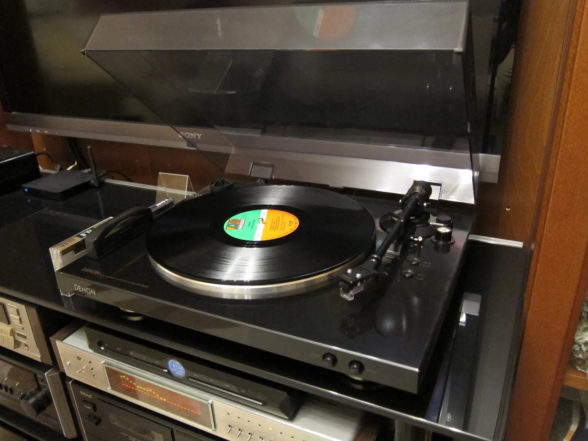 Denon dp 300f
