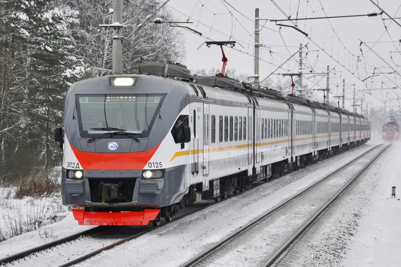 Эп2д 0125. Вагон эп2д. Эп2д электропоезд. Эп2д депо Железнодорожная. Электричка снегири нахабино сегодня